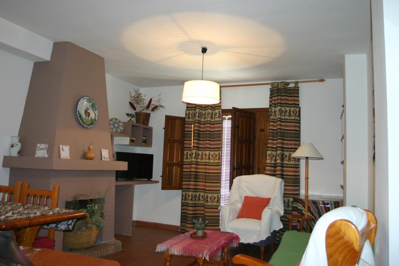Apartamentos Y Casas Rurales Las Terrazas De La Alpujarra Bubión Dış mekan fotoğraf